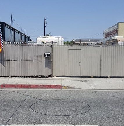 2nd image of 3917 Whittier Blvd