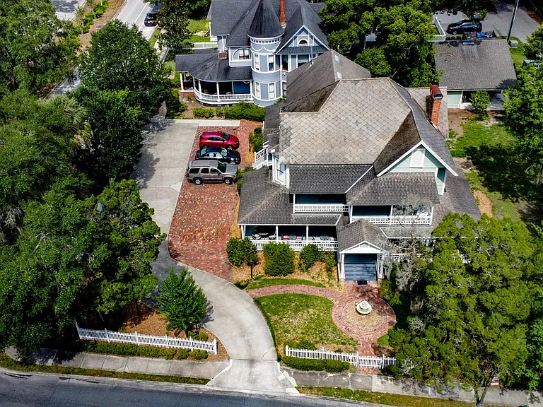 Neighborhood