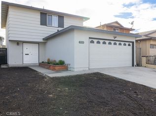 910 E Meadbrook St, Carson, CA 90746