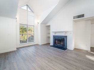 1107 W McGee St #1111-H, Greensboro, NC 27403