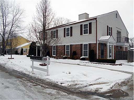 4th image of 24638 Meadow Ln
