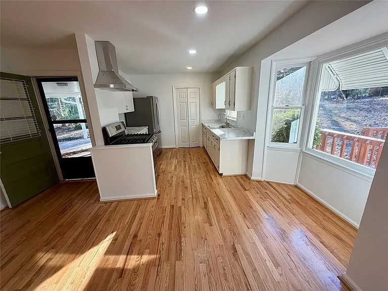 1648 Hammond Woods Cir SW — Photo 15