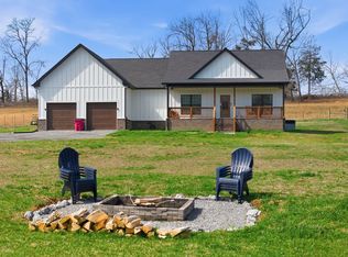 638 Howell Rd, Westmoreland, TN