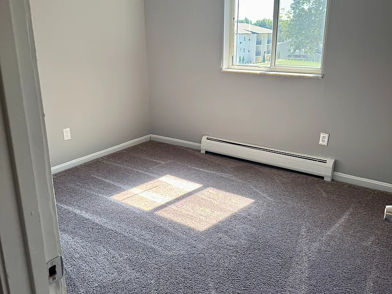 Woodhill Apartments — Photo 19
