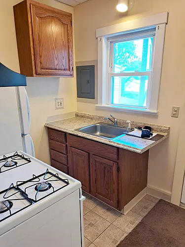 69 W Main St #4 Photo 1