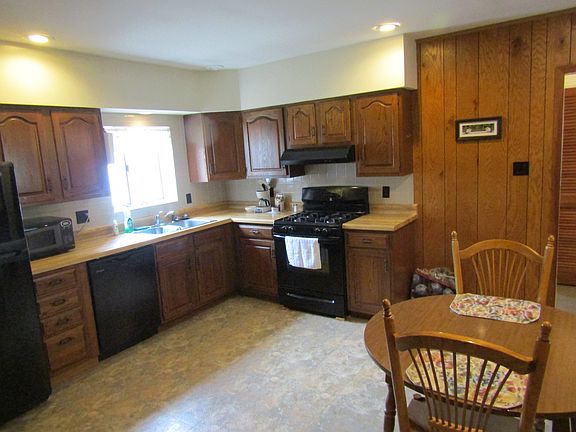 5th image of 11 Whitney Pl