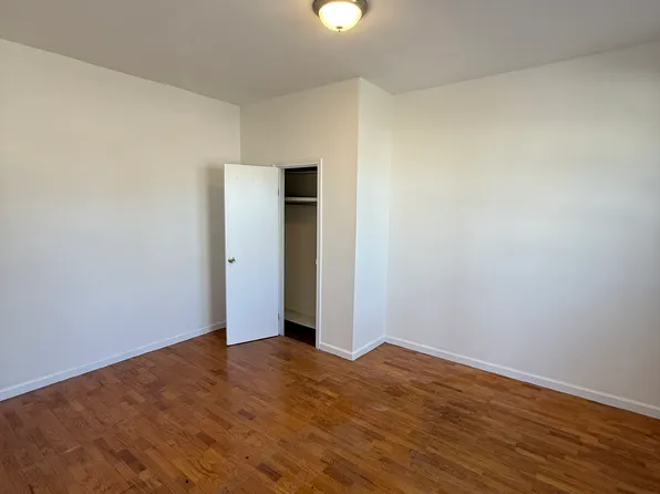 48-04 Astoria Boulevard image 1 of 5