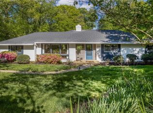 2709 Loch Dr, Winston Salem, NC 27106