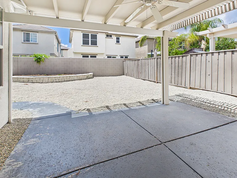 8200 Sienna Loop — Photo 17