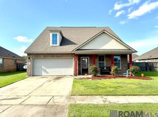 8895 Cherry Laurel Ave, Zachary, LA 70791