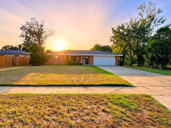 113 Arlington Dr, Lake Charles, LA 70605