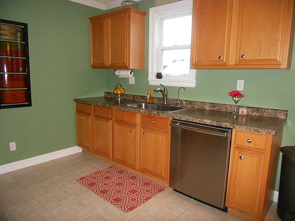5th image of 3087 Bauer Dr