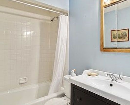 5th image of 424 13th St #4B