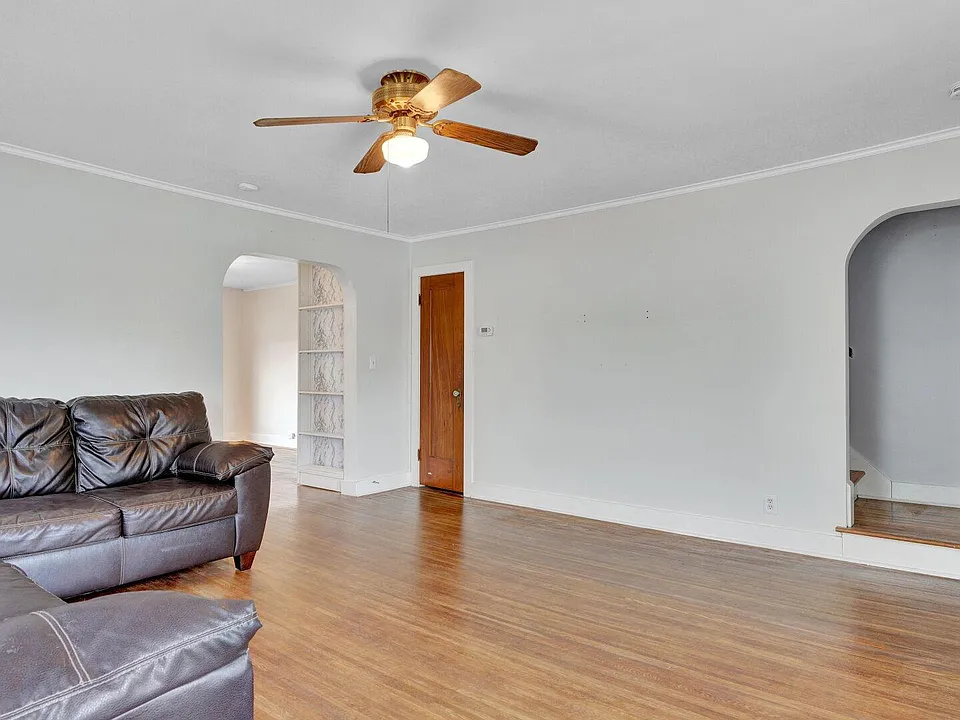 Spacious living area