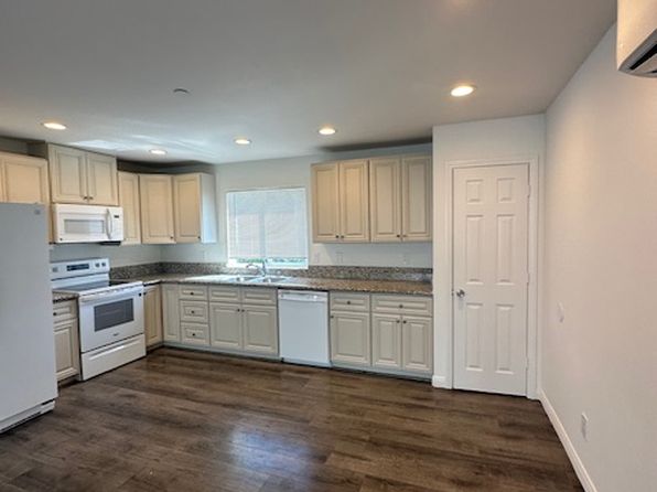 12360 Lakeshore Dr #2