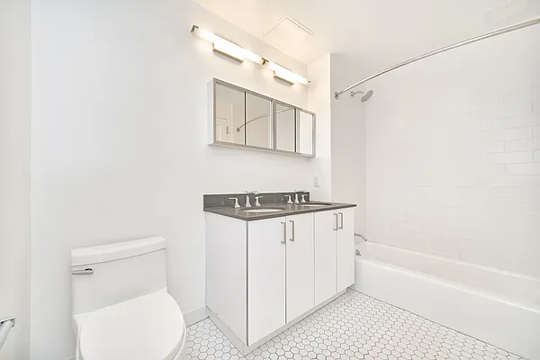 Rented by Living New York | media 3