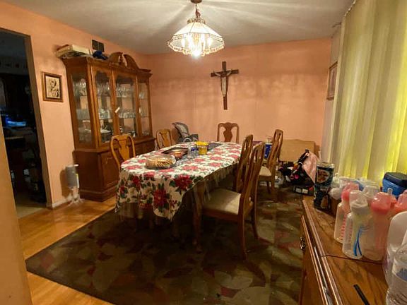 3rd image of 4377 Bensalem Blvd