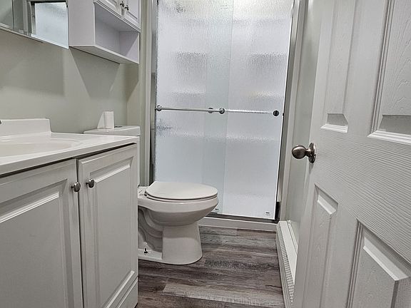 5th image of 34 Alder St Floor 2