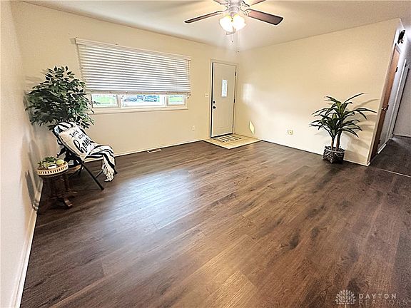 5th image of 1052 Mystic Ln N