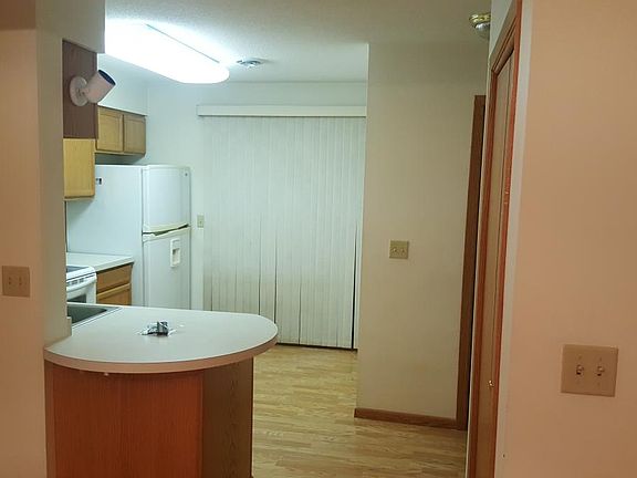 5th image of 3942 Meadow Brook Ct