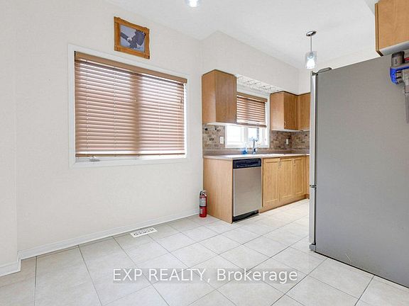 3rd image of 7035 Rexwood Rd #13