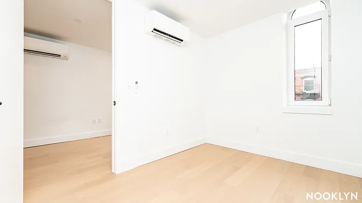 Rented by Nooklyn NYC LLC | media 38