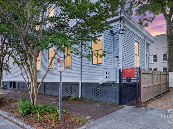 902 Barnard St, Savannah, GA 31401