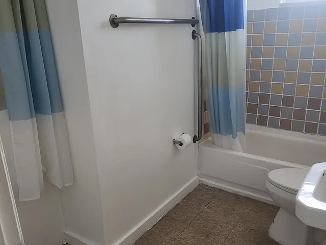 1 bed, 500 sqft, $1,140 — Photo 3