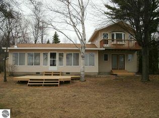 8883 Swan Pointe Rd, Elk Rapids, MI 49629