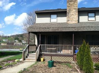 190 Adams Ln, Boone, NC 28607