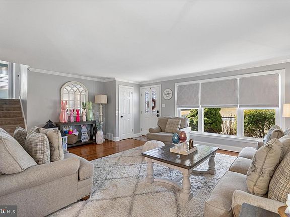 5th image of 249 Gleaves Rd