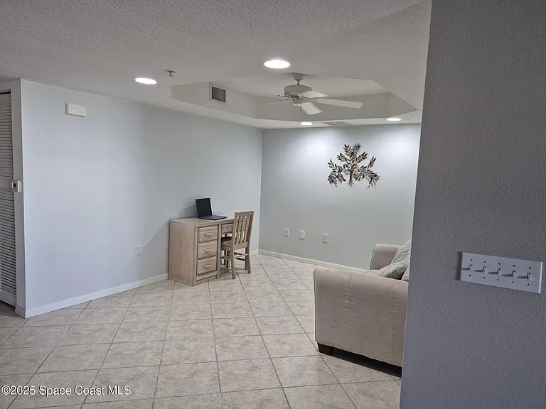 8921 Lake Dr #304 — Photo 20