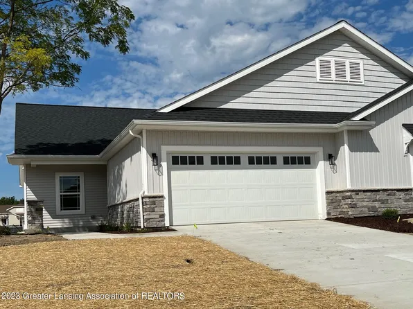 5345 Hawk Hollow Dr E #40, Bath, MI 48808