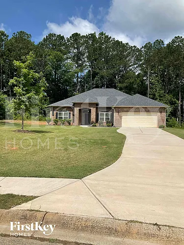 1000 Yorkshire Dr Photo 1