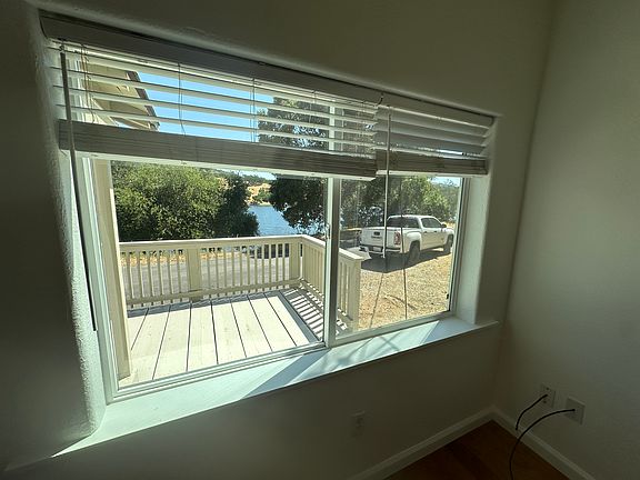 5th image of 19290 Oak Glen Ave APT 1