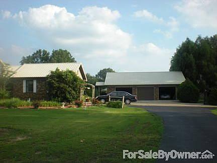 front of the house showing garage