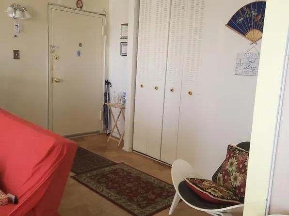 7957 Riggs Rd APT 12, Hyattsville, MD 20783