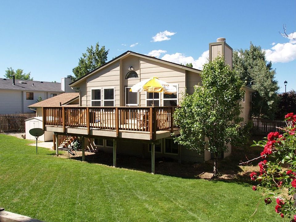 Big yard and deck