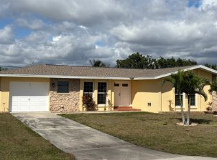 1011 SE 27th St #1, Cape Coral, FL 33904