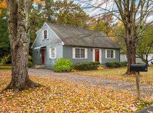 30 Overlook Dr, Easthampton, MA 01027