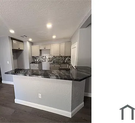2360 NW 6th Ct