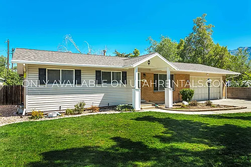 1671 E 7080 S Photo 1