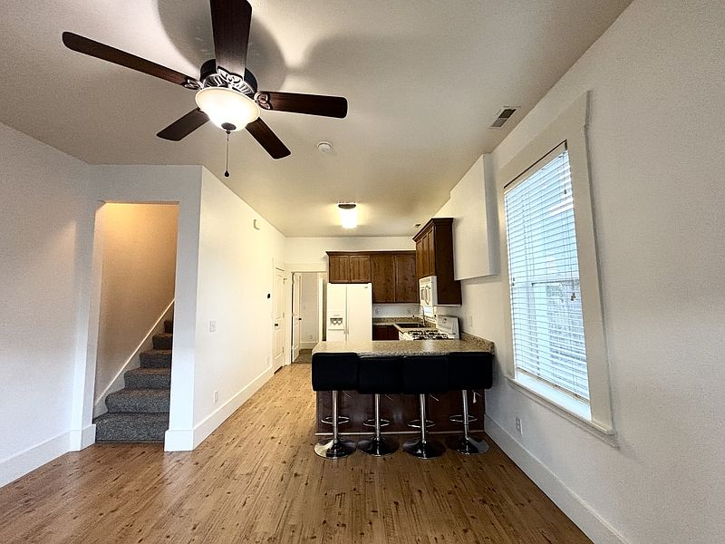 1st image of 608 S Park St #608