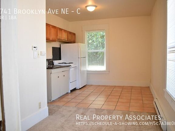 2nd image of 4741 Brooklyn Ave NE APT C