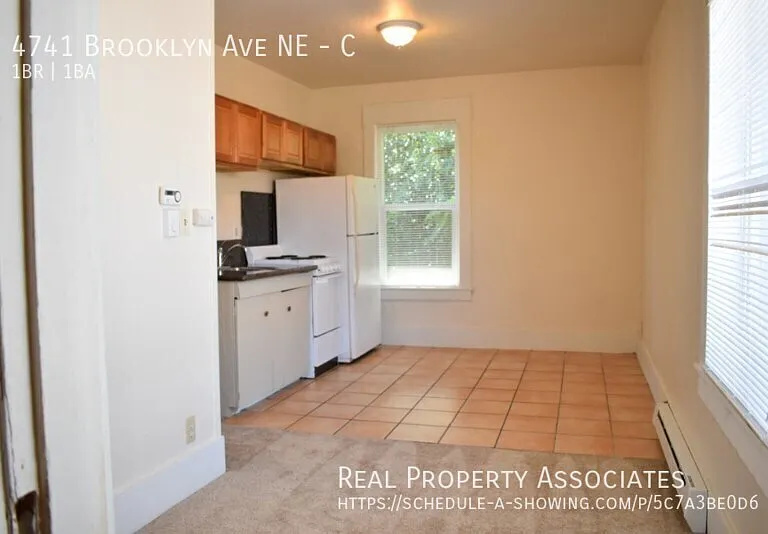 4741 Brooklyn Ave NE #C — Photo 2