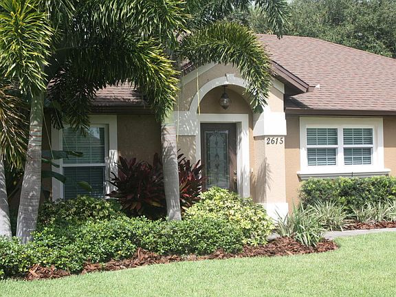 2nd image of 2615 Lynwood Pl