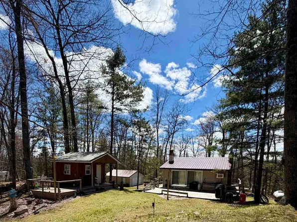 W12648 Fabian Ln, Crivitz, WI 54114
