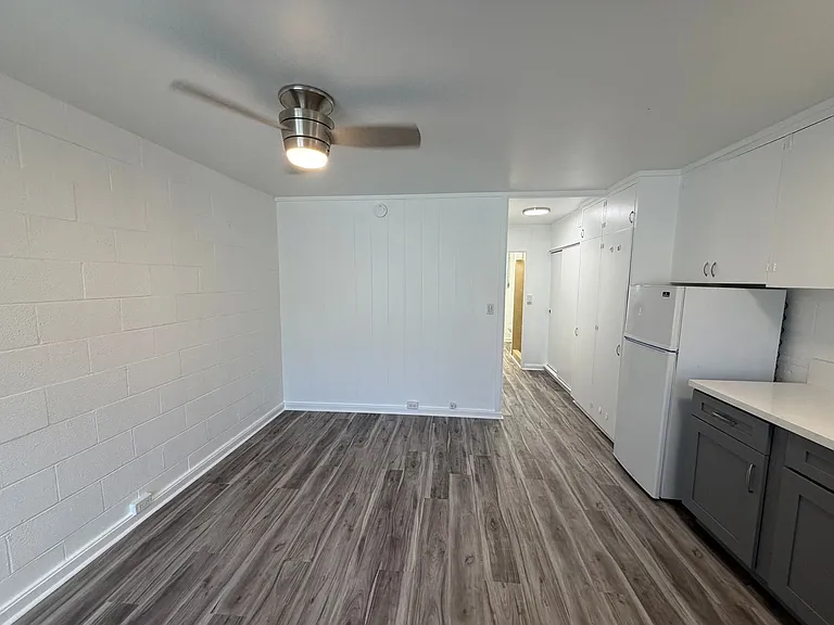 1148 Wilder Ave — Photo 4