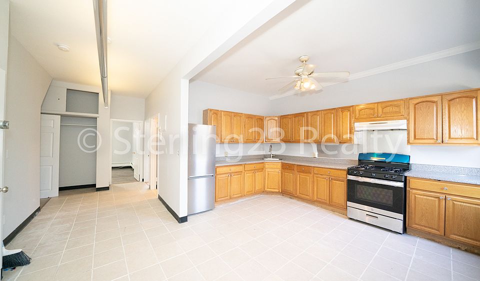 1st image of 24-07 31st St #2A