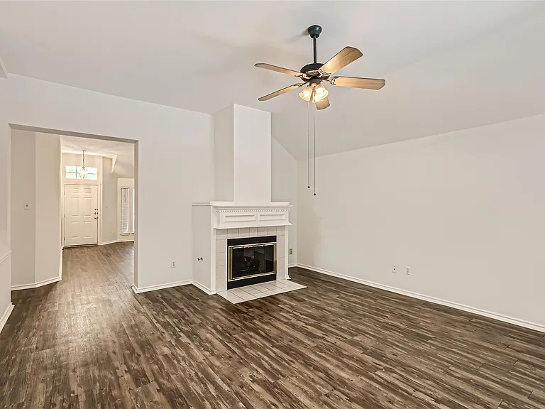 3948 Artesia Bnd — Photo 8